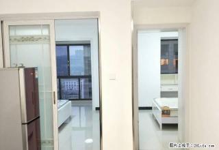 维多利亚旁 新贵华城三期 精装2室1厅 仅租2300 - 郴州28生活网 chenzhou.28life.net
