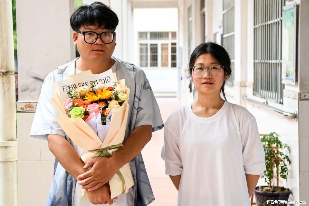 全网追的“扁担女孩”，找了一份暑假工，时薪12元 - 郴州生活资讯 - 郴州28生活网 chenzhou.28life.net